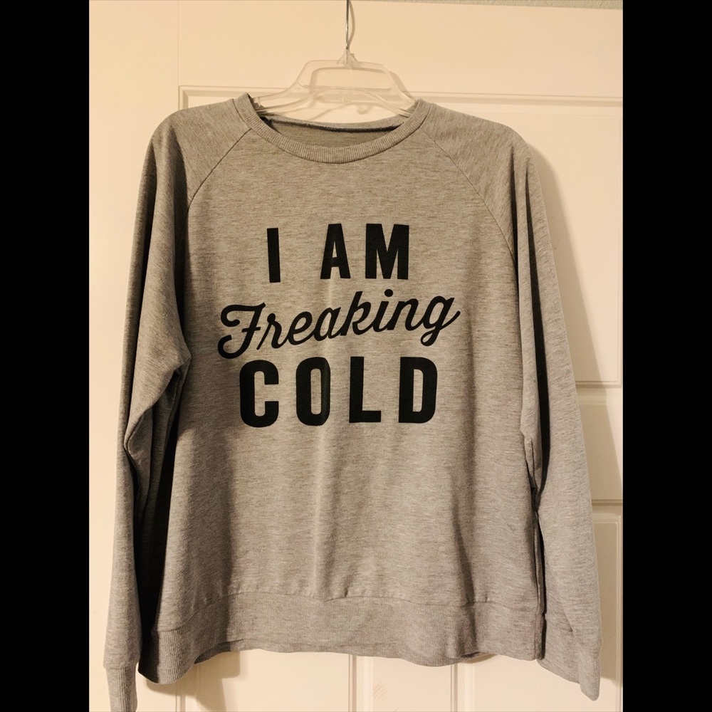 Trendy heather gray sweatshirt